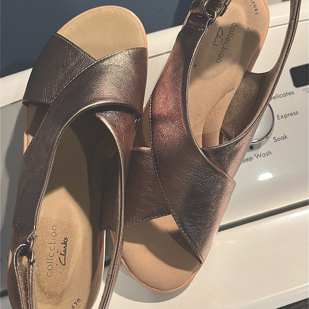 Clarks sandals- Size 9, Metallic